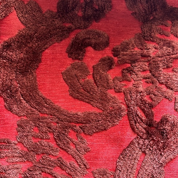 NWOT Pottery Barn decorative pillow. Size 22” x 22”. Cotton and polyester - Picture 2 of 9